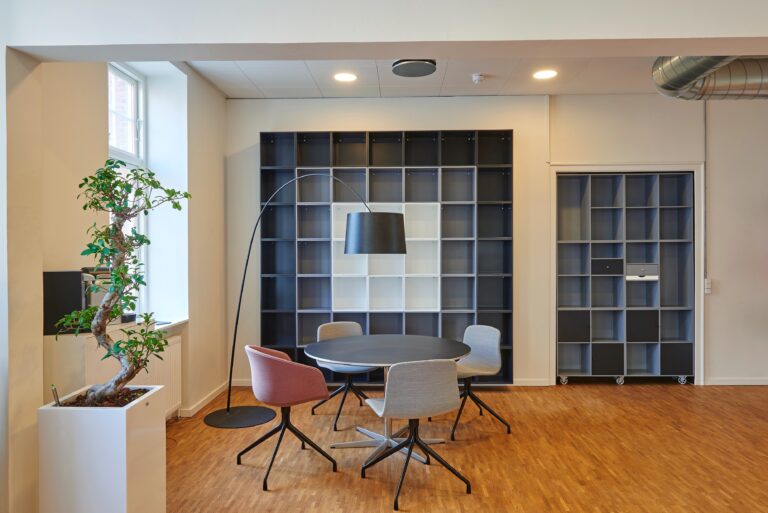Office fit-out vs. office relocation: which one is right for you?